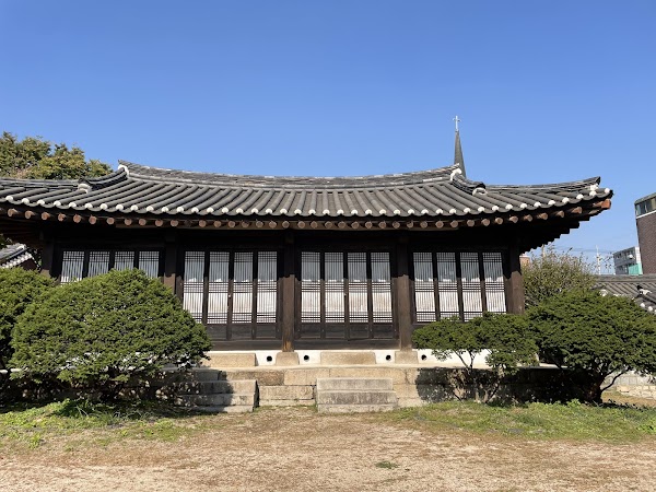 Sungkyunkwan University (Humanities & Social Sciences Campus) 2