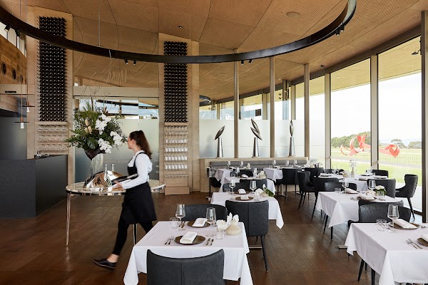 Laura Restaurant 1
