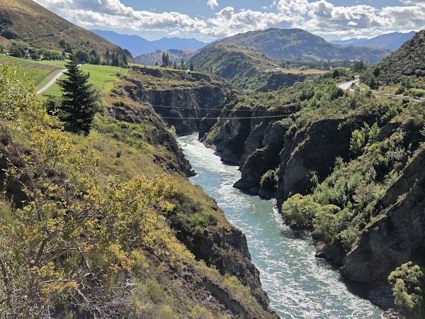 The Argonath (Pillars of the Kings) on the Anduin River - LoTR Lookout 1