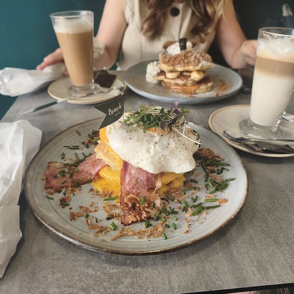 Brunch Club 4