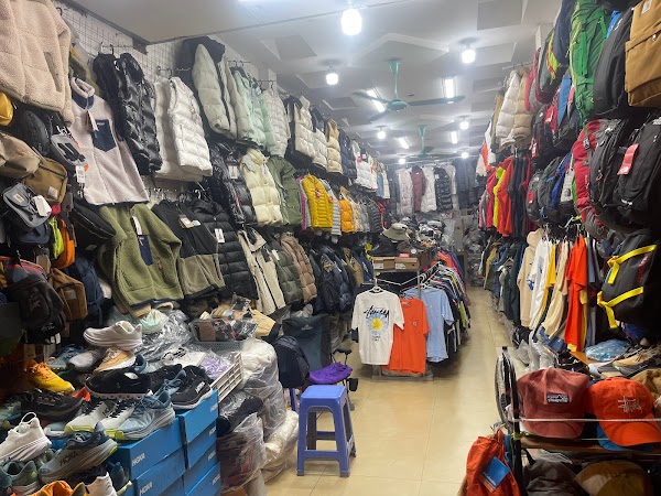 The North Face Factory Outlet Original 105 Hang Gai Street Hoan Kiem HN 4