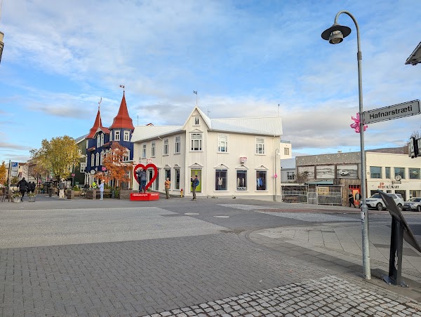 #loveakureyri sign 5