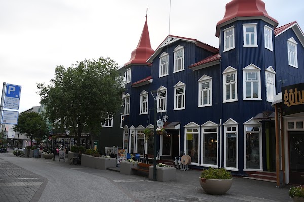 #loveakureyri sign 4