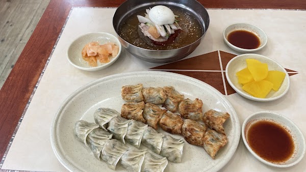 부부만두바지락칼국수 5