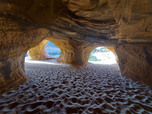 Moqui Cave 3