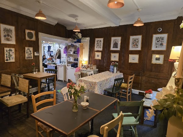 The Abbey Deli 4