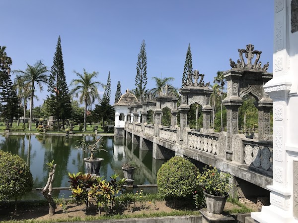Taman Ujung 5