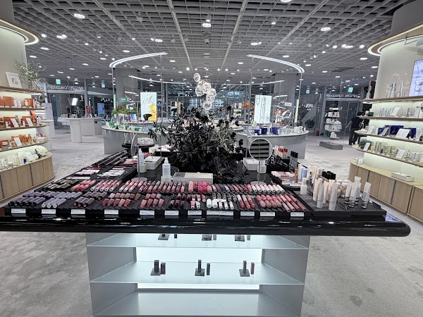 AMORE Store 5