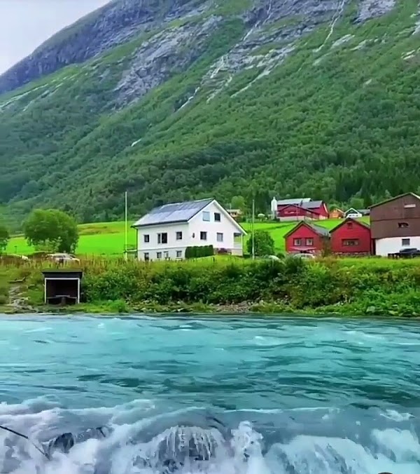 Stryn 1