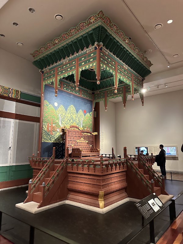 National Museum of Korea Library 4