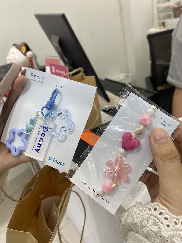 Denny accessories 2
