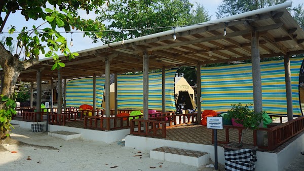 Madu Tiga Beach and Resort