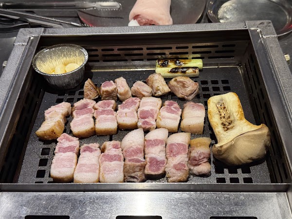 Yookji Hongdae 2