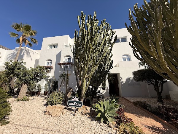 Mikasa Suites & Spa