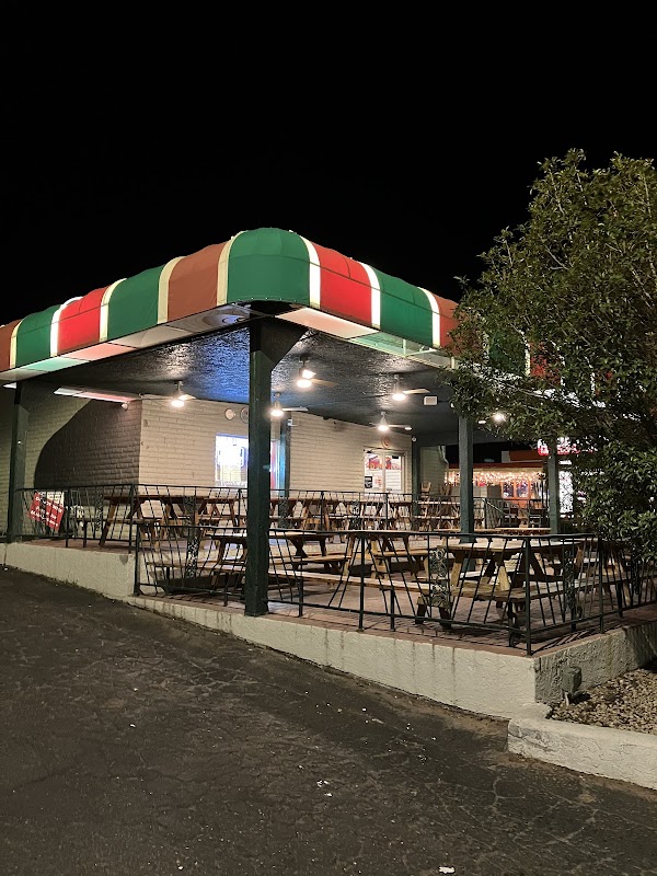 Strombolli’s Italian Restaurant & Pizzeria