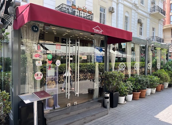 Fisincan Cafe & Restaurant 4