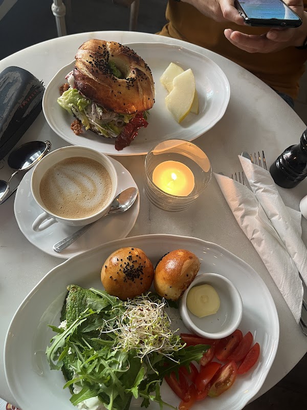 Camelot Cafe 4