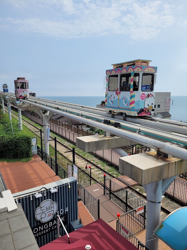 Rooftop Music Café Dongbaek 104 with Blue Line Sky Capsules 4