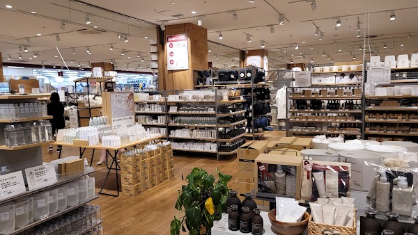 San-A Naha Main Place 2