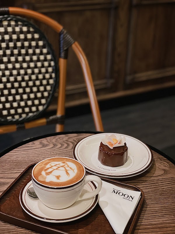 Café To The Moon and Back 3