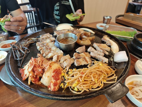 Black Pork Street 3