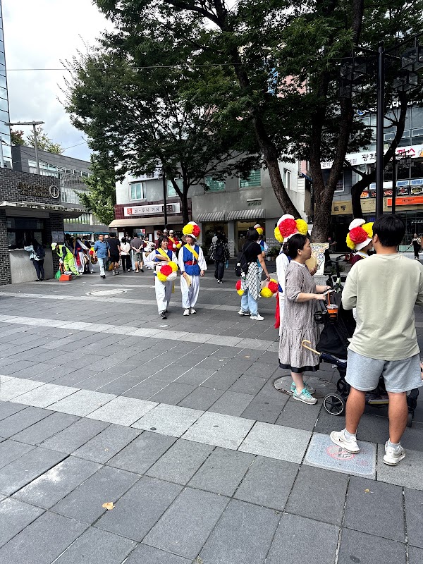 Insadong Tourist Information Center (North Insa Tourist Information Center)