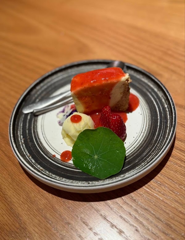 RORU - Modern Japanese Restaurant 4