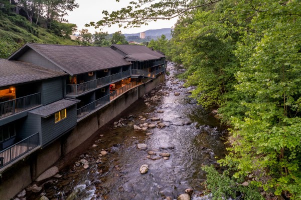 Historic Rocky Waters Inn, A Small Luxury Hotel