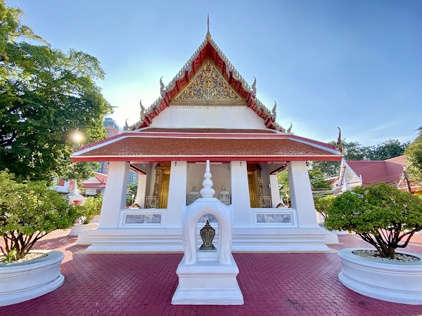 Wat Thong Thammachat Worawihan