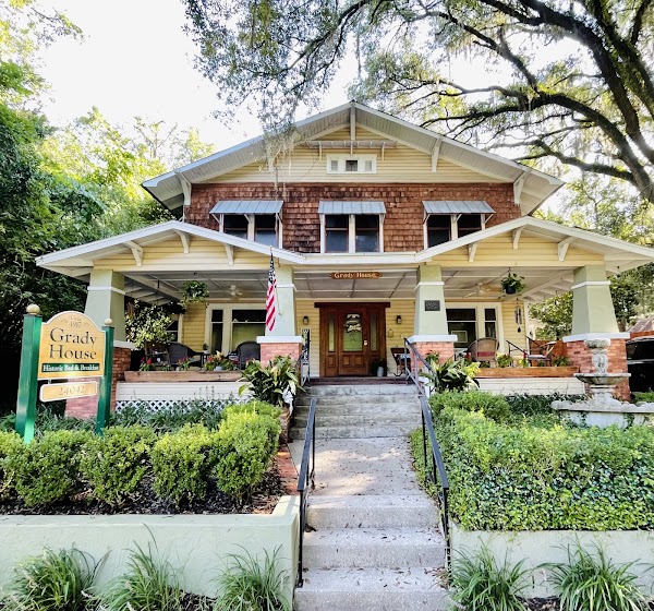 Grady House Bed & Breakfast