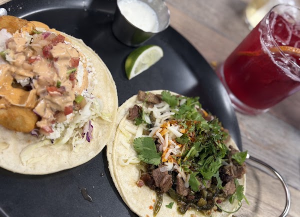 Por Favor Tacos & Tragos Northgate 4