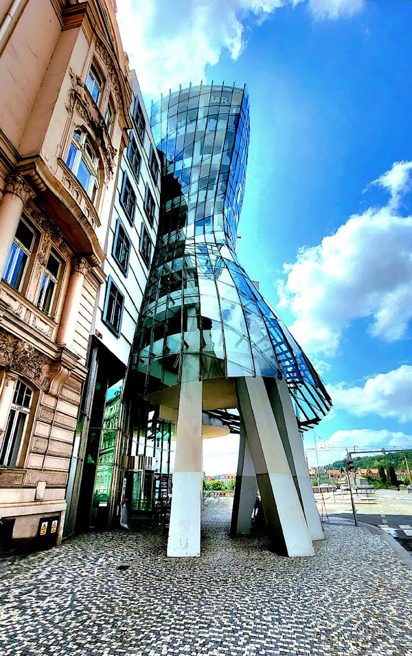 Dancing House 5