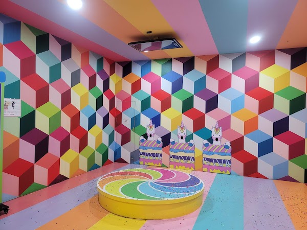 Colorpool Museum 4