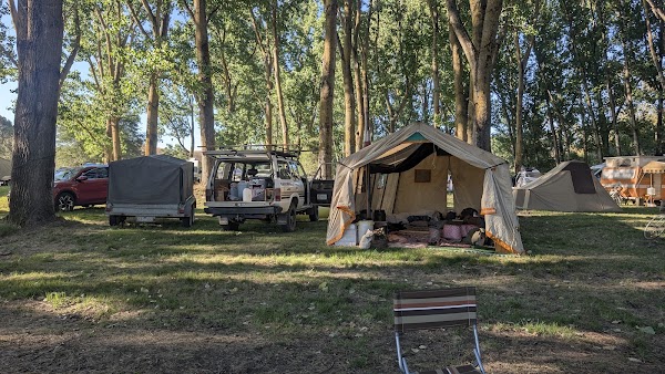 Nariel Creek Recreation Reserve and Camping