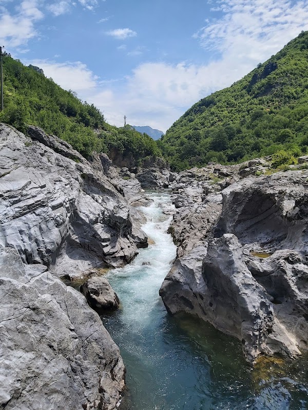 Kiri River