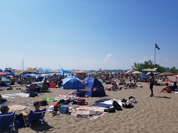 Hanlan's Point Beach