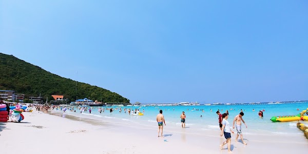 Tawaen Beach viewpoint 1