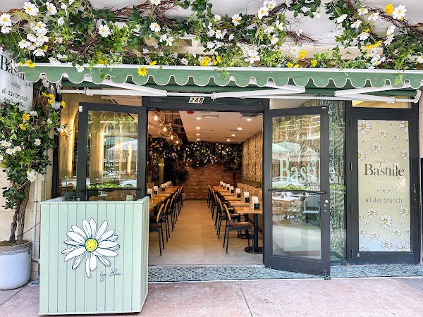 Café Bastille Downtown Miami
