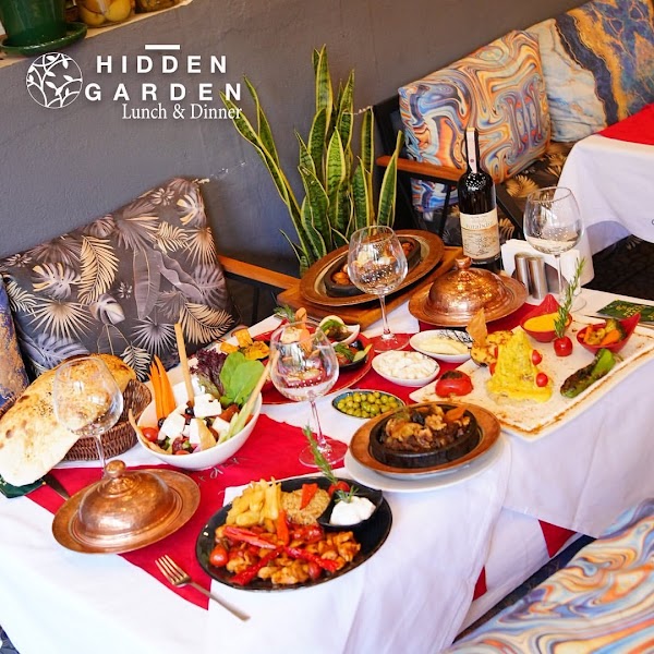 Hidden Garden 4