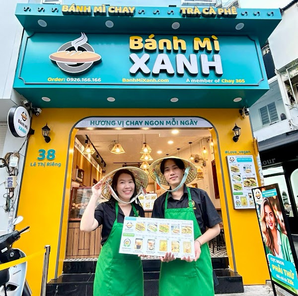 Banh Mi Xanh - Vegan Banh Mi 1
