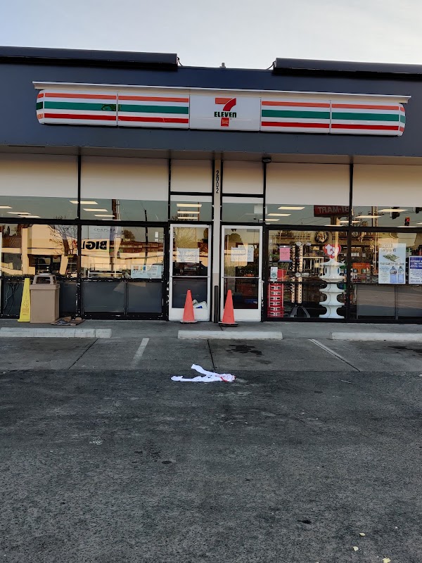 7-Eleven 2