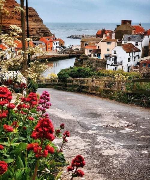 Staithes 4