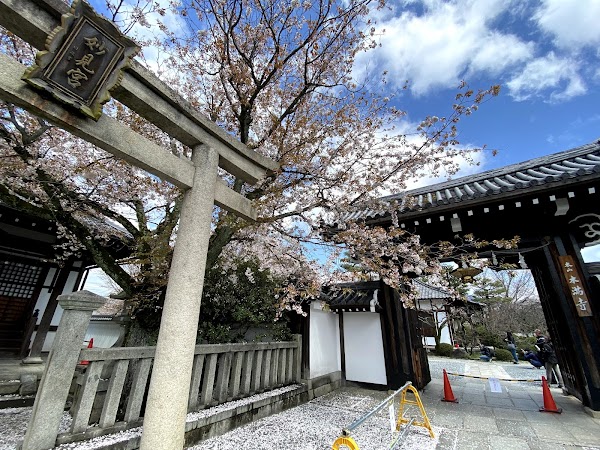 Homman-ji Temple 1