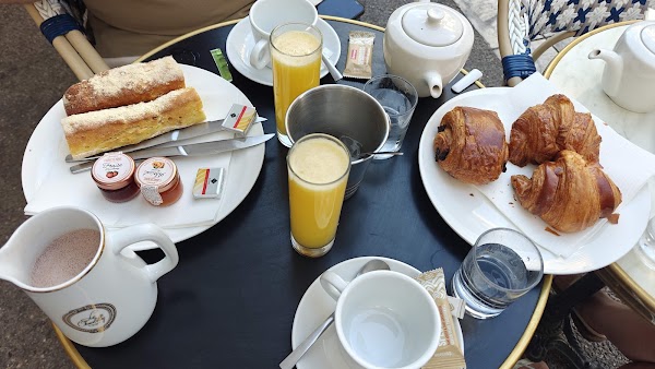 Le Chantilly 2