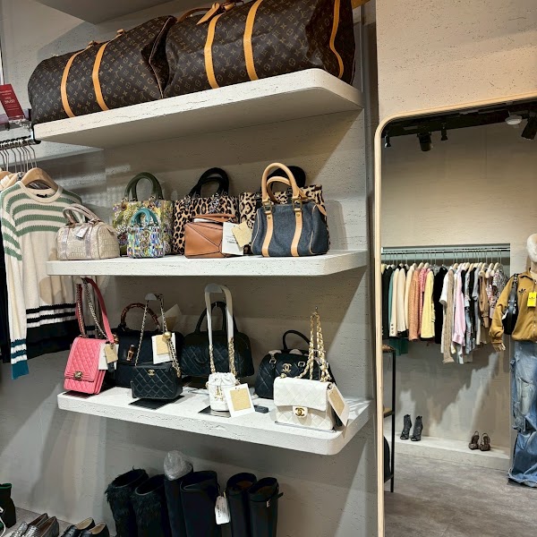 AMICO VINTAGE & ARCHIVE LUXURY 2