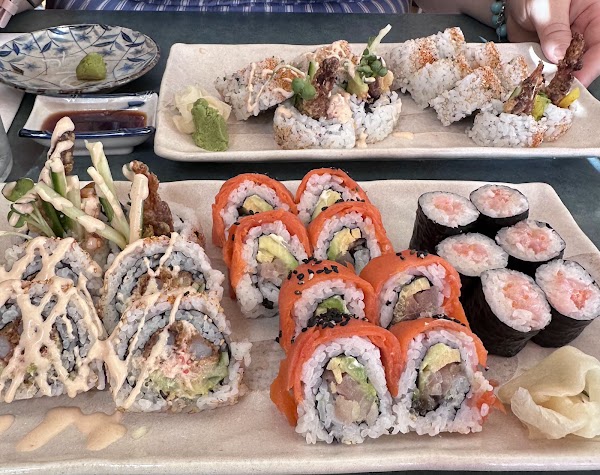 Wasabiya Japanese Sushi Cafe 4