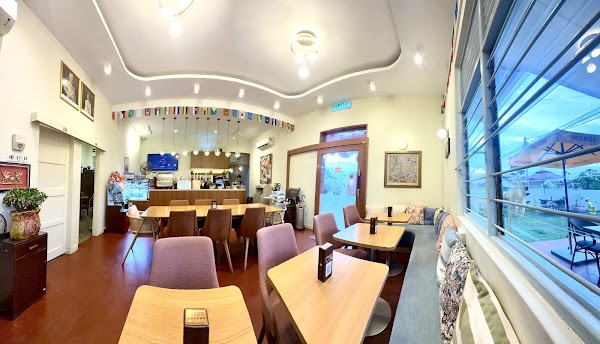 Hillrise Coffee 16 – Vintage Café, Secret Garden Vibes & Fusion Cuisine | Canning Garden, Ipoh