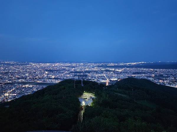 Mount Moiwa Ropeway Entrance 1
