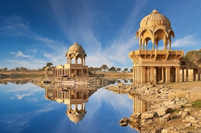 Gadisar Lake