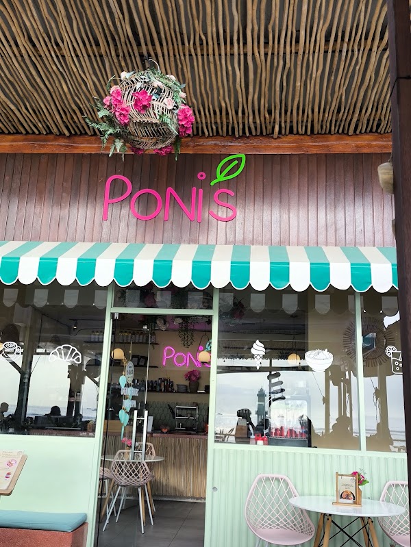 Ponis Cafe